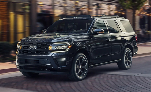 2023 Ford Expedition in Winnipeg Reserve Yours Today